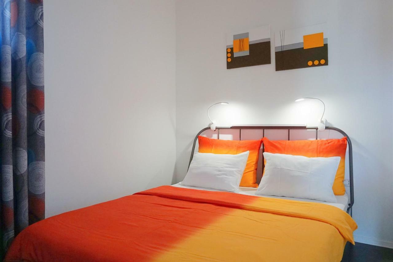 Apartmaji Ela 1 Apartment Izola Exterior photo